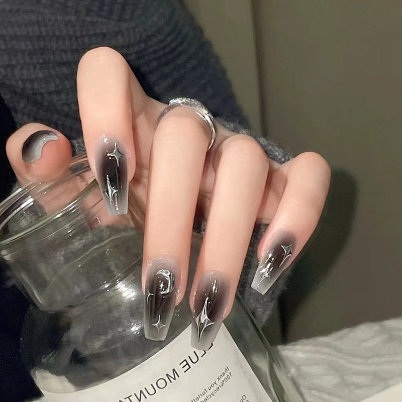 dark-spice-girl-wears-nail-ins-wind-smudging-silver-moon-and-stars-nail-art-film-fake-nails-medium-and-long-ballet-nail